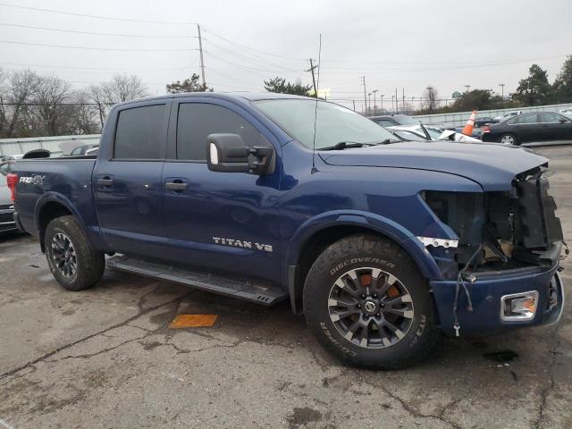  NISSAN TITAN 2018 Синий