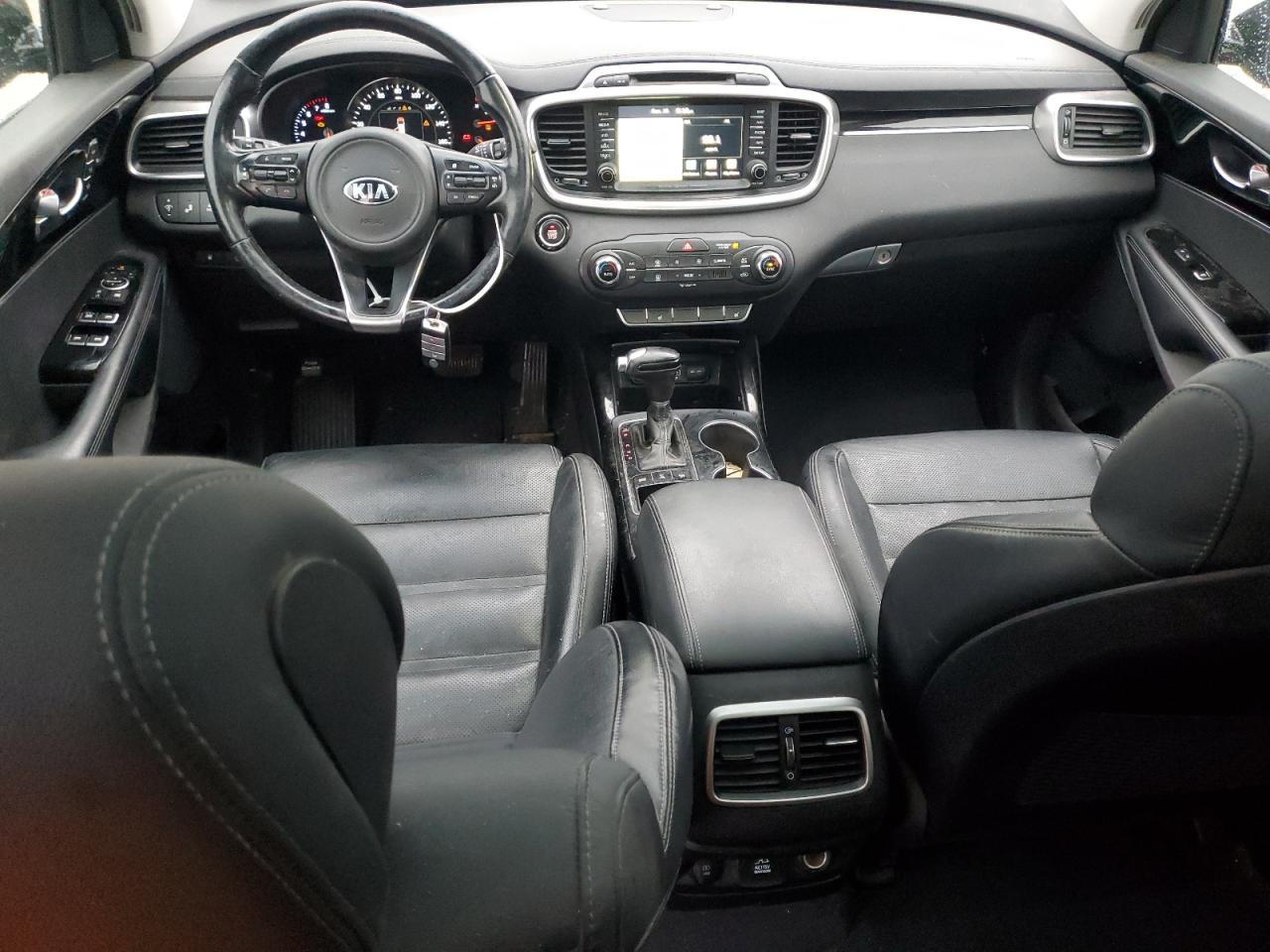 2016 Kia Sorento - Image 8