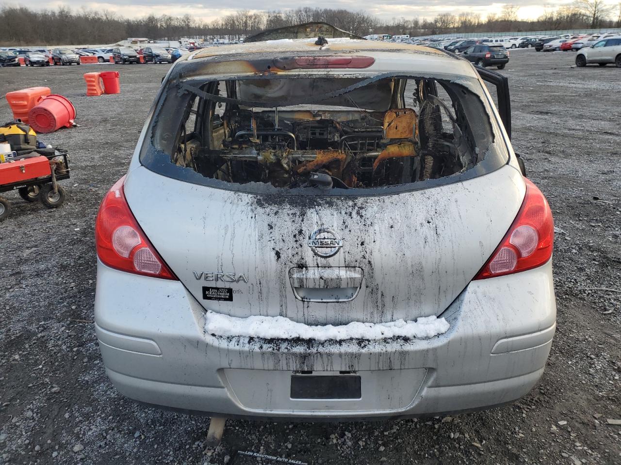 2011 Nissan Versa - Image 6