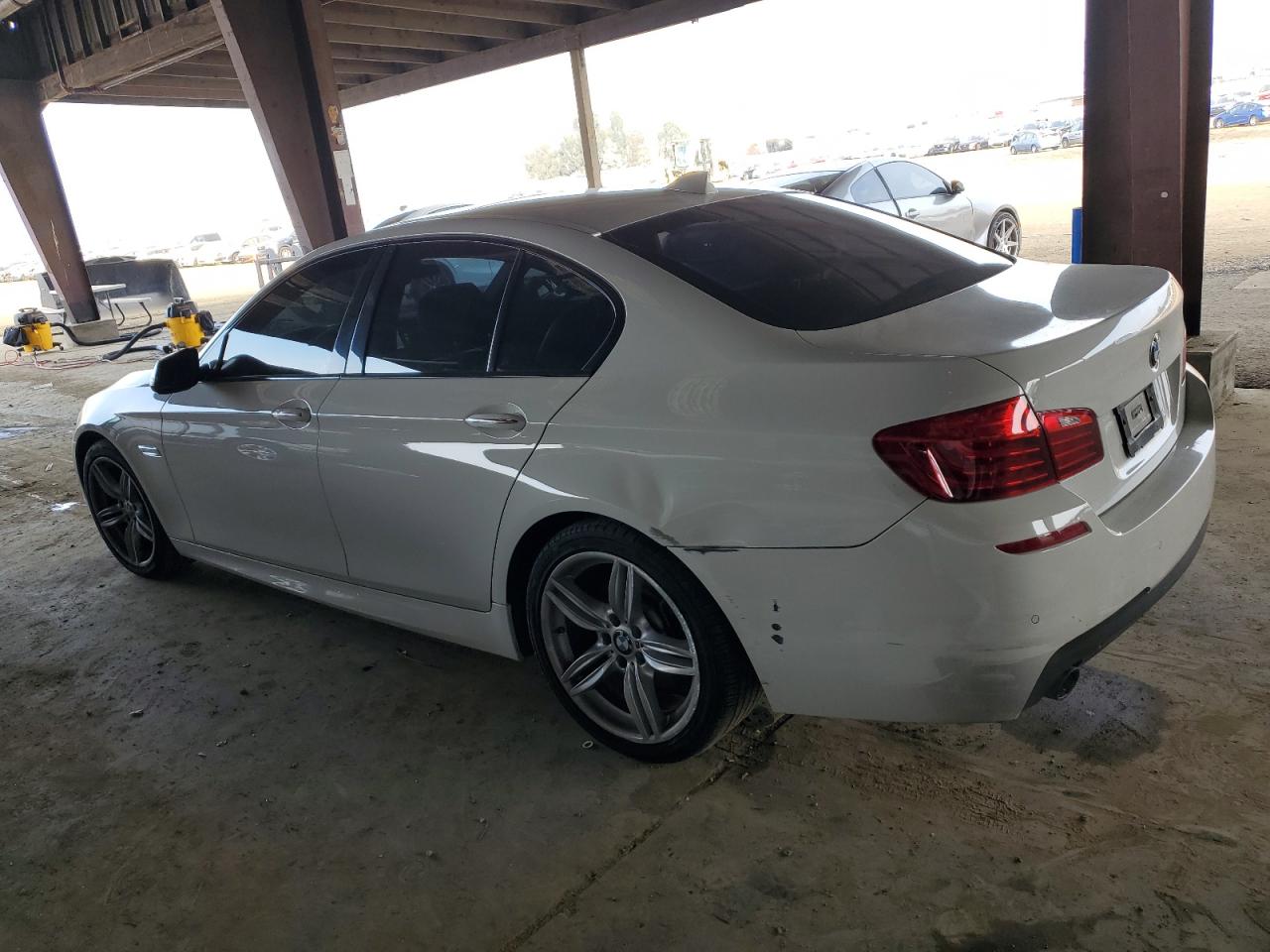 2015 BMW 5er - Image 2