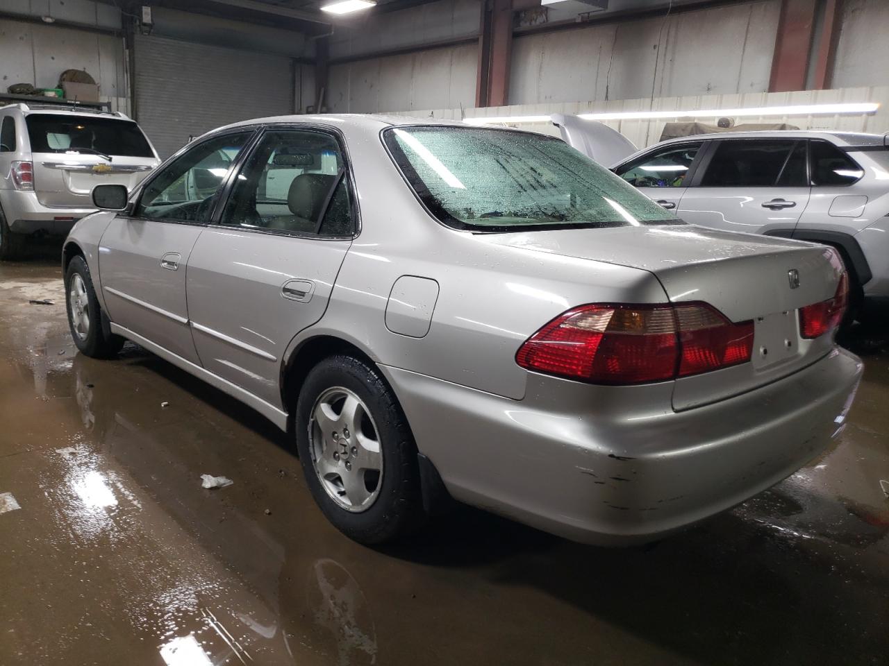 1999 Honda Accord - Image 2