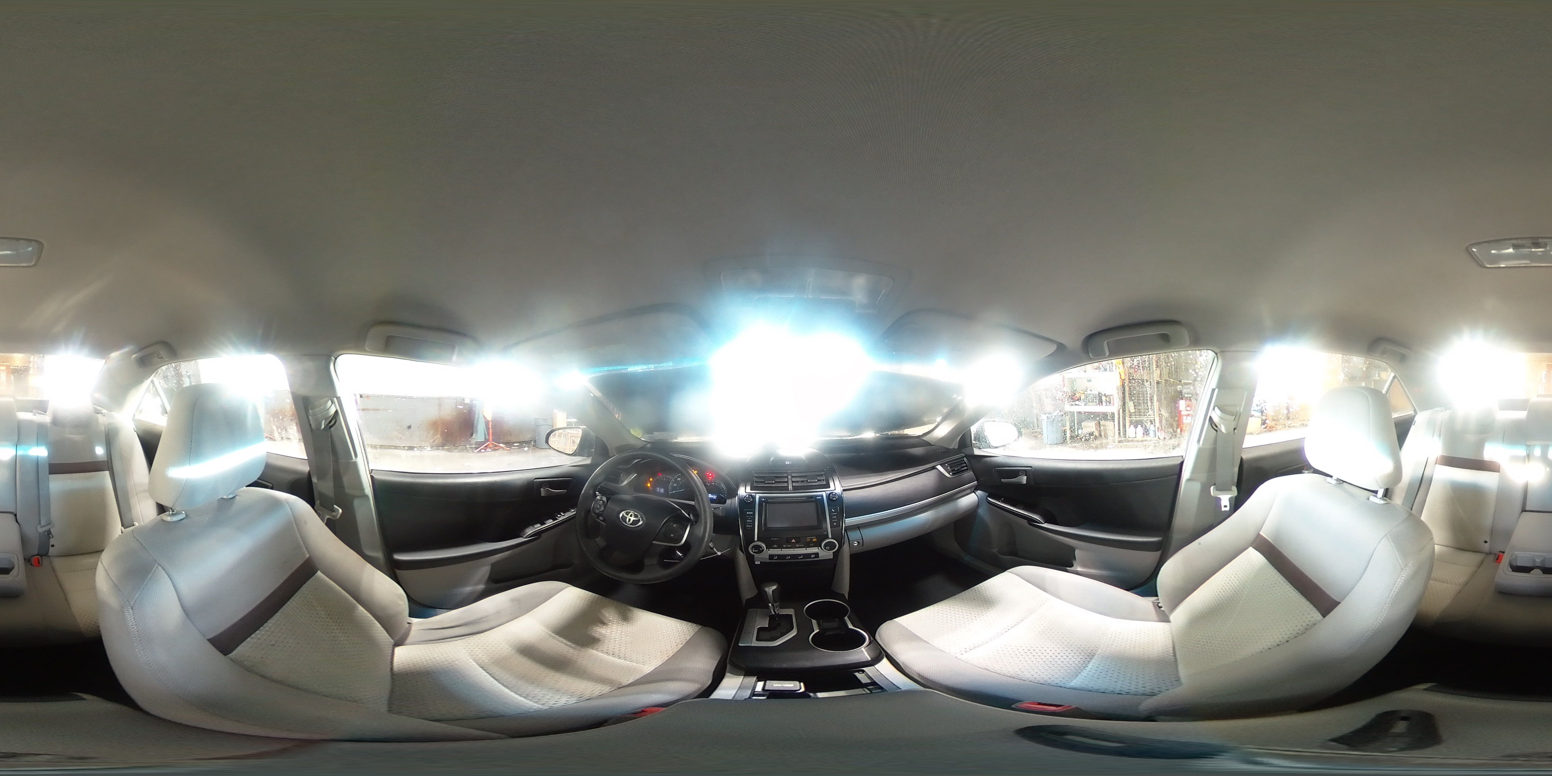 2012 Toyota Camry - Image 12