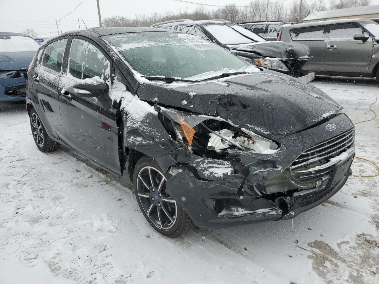 VIN 3FADP4EJ7KM146794 2019 FORD FIESTA no.4