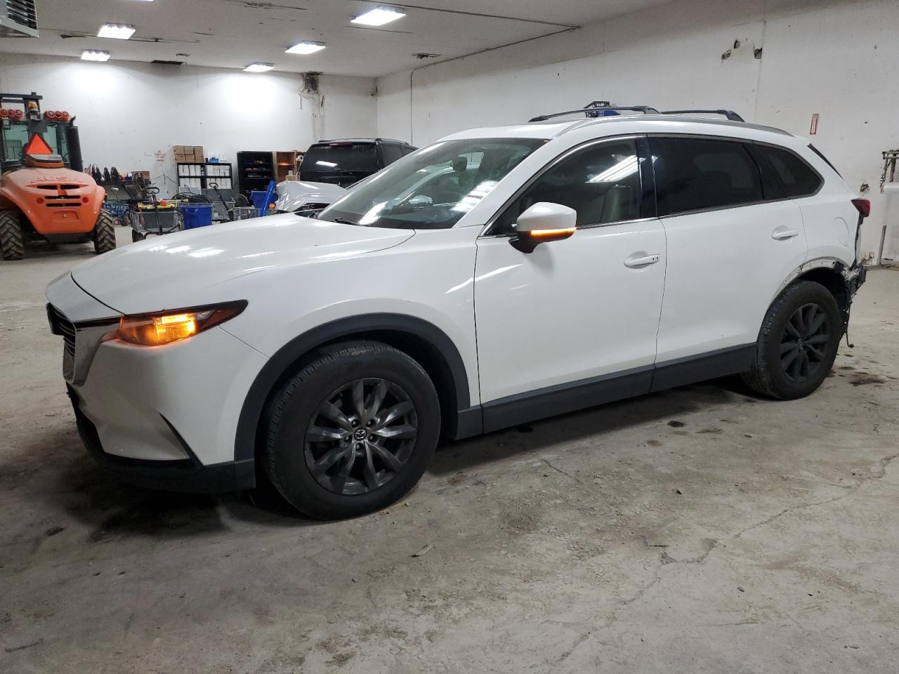 2016 Mazda CX-9 - Image 1