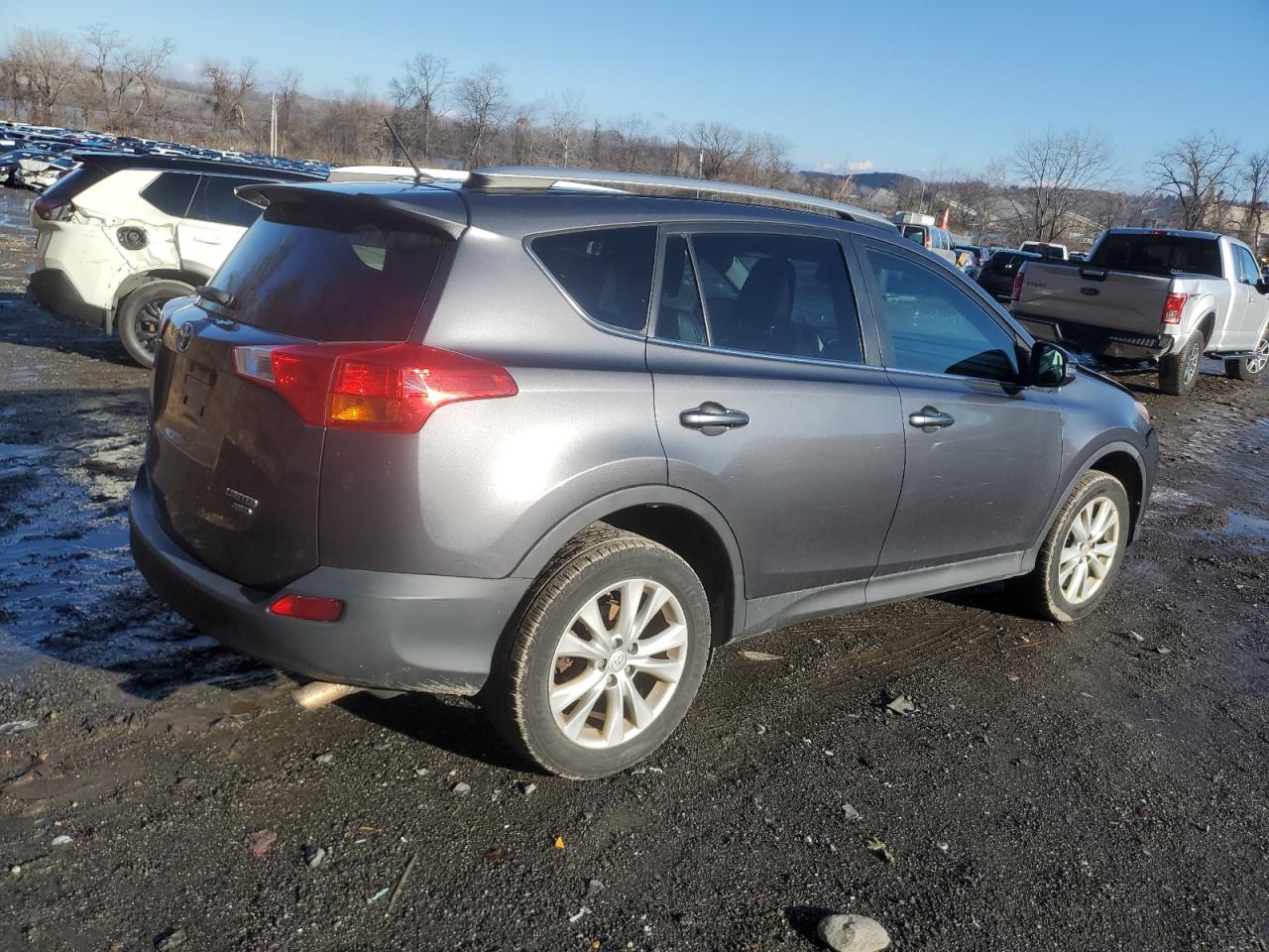 2013 Toyota RAV 4 - Image 3
