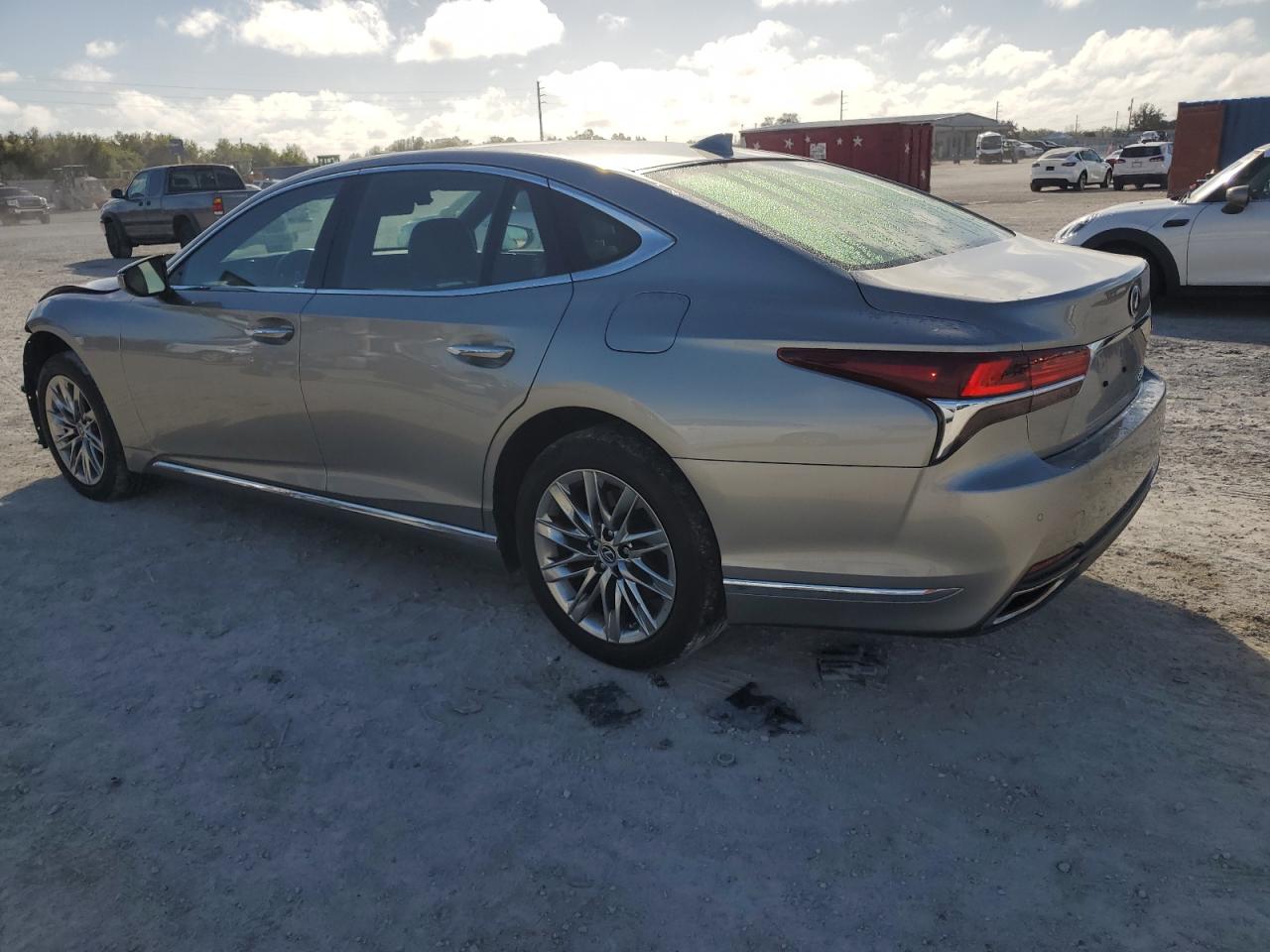 VIN JTHB51FF4J5001005 2018 LEXUS LS500 no.2