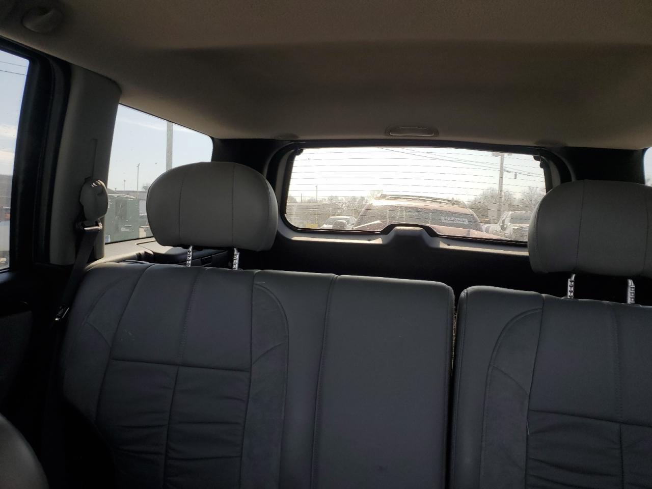 2002 Jeep Grand Cherokee Overland VIN: 1J8GW68J42C113845 Lot: 83316404