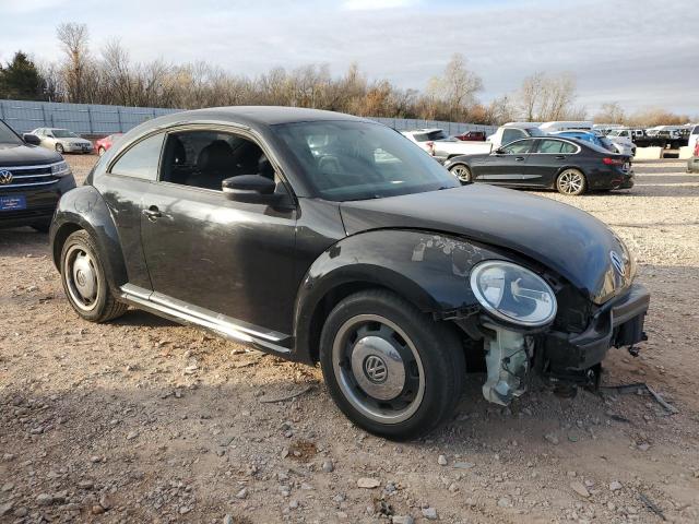  VOLKSWAGEN BEETLE 2012 Черный