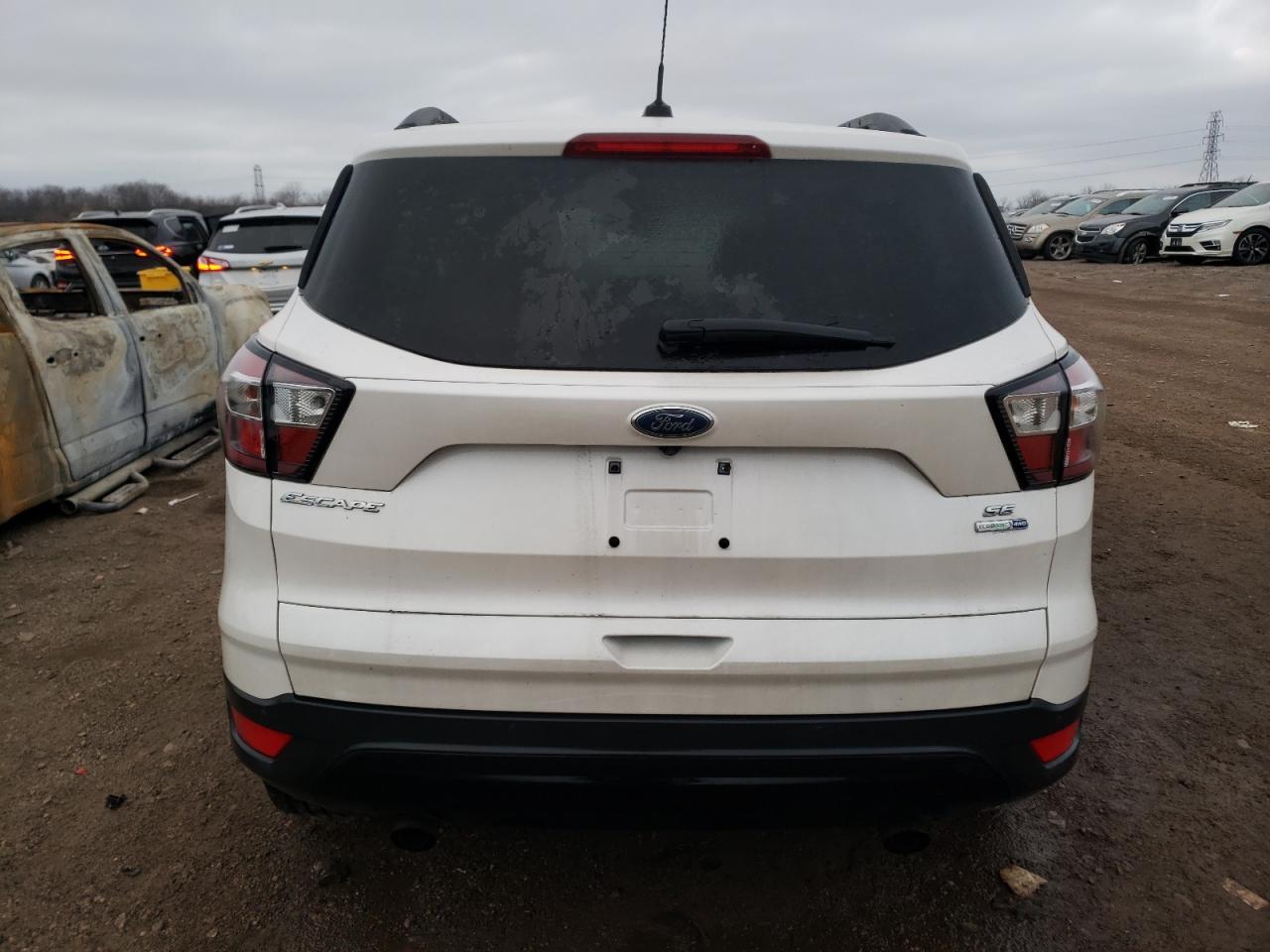 VIN 1FMCU9GD6HUD16758 2017 FORD ESCAPE no.6