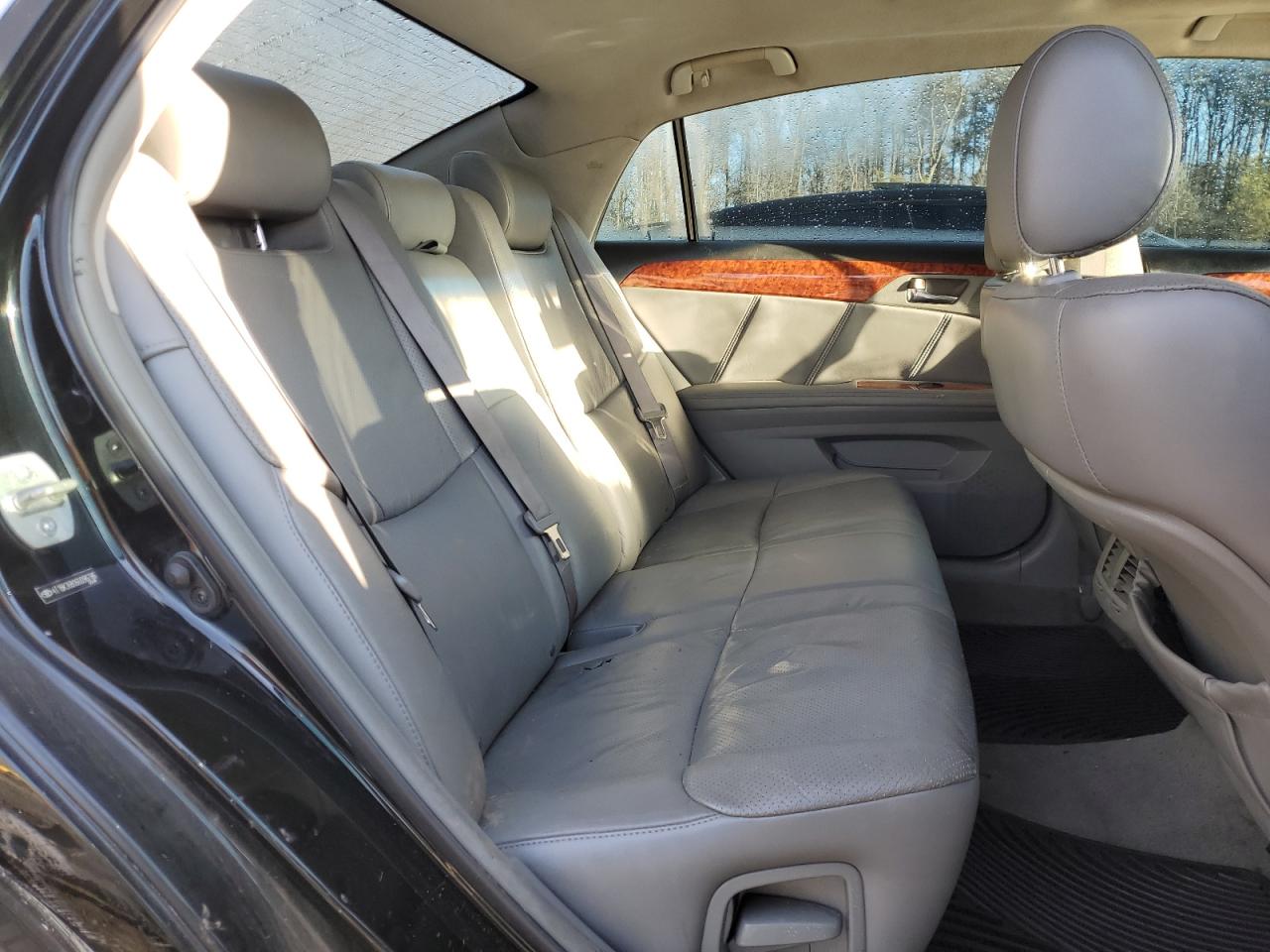 2006 Toyota Avalon - Image 10