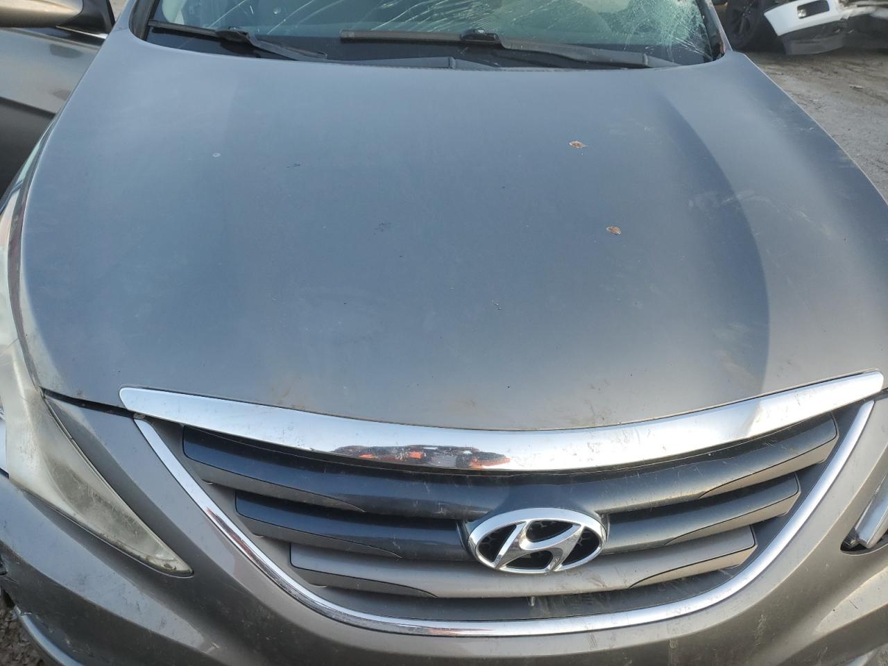 2014 Hyundai Sonata - Image 11