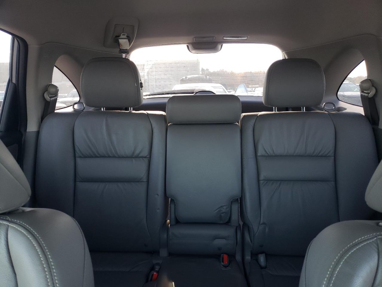 2011 Honda CR-V - Image 10