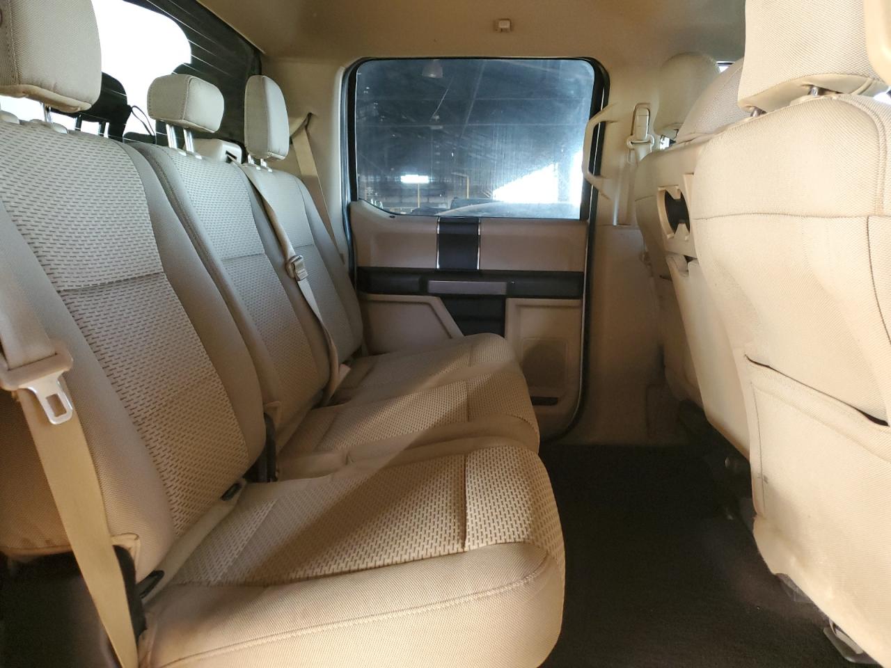 2016 Ford F-150 - Image 10