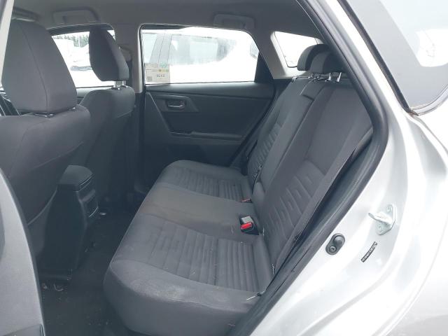 2017 TOYOTA AURIS ICON