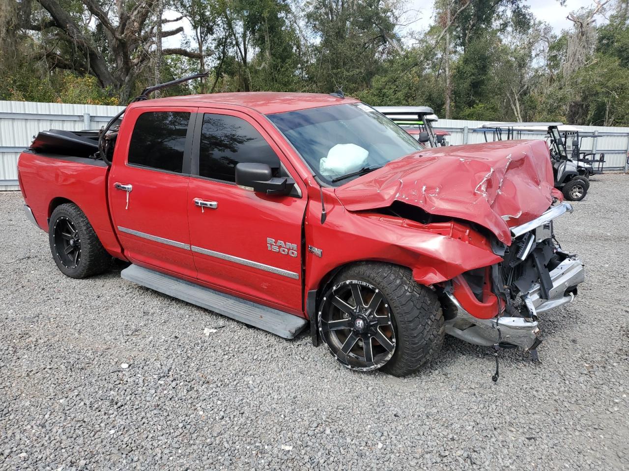 2016 RAM 1500 - Image 4