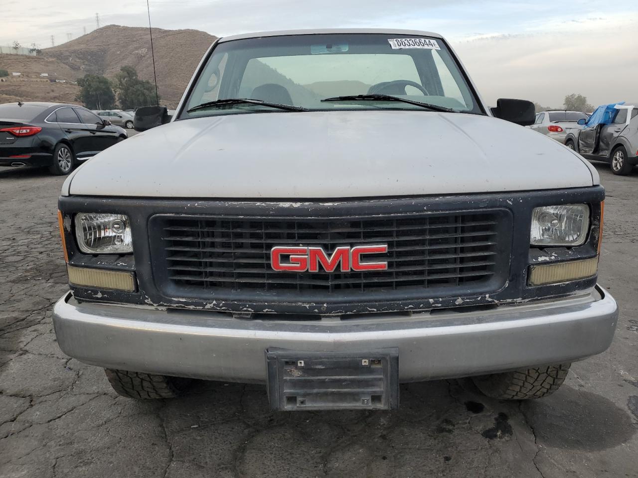 1995 GMC Sierra - Image 5