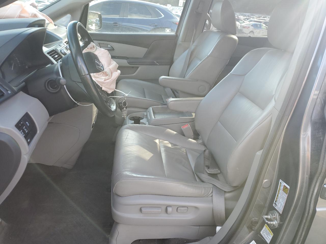 2012 Honda Odyssey - Image 7