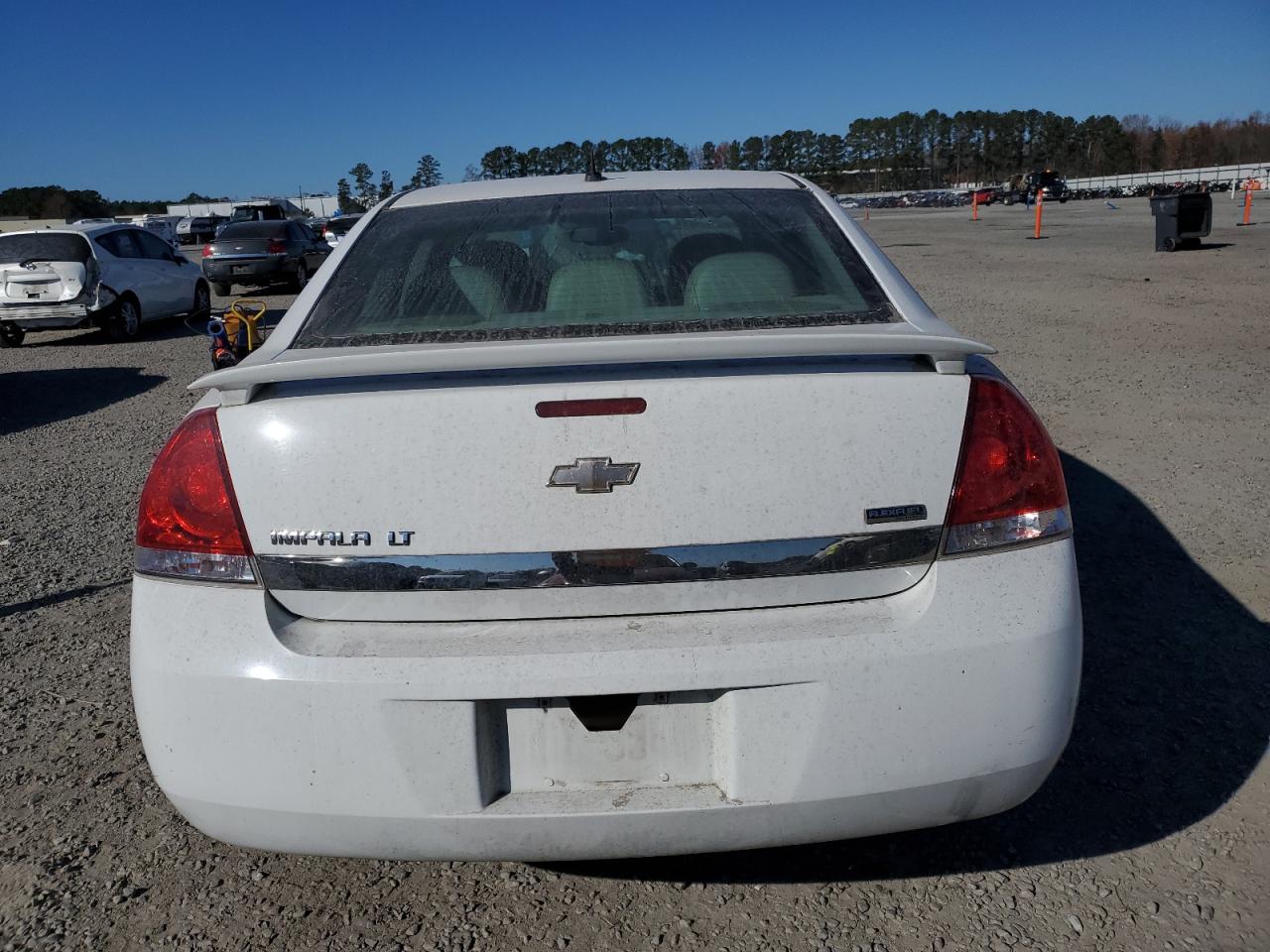 2011 Chevrolet Impala - Image 6