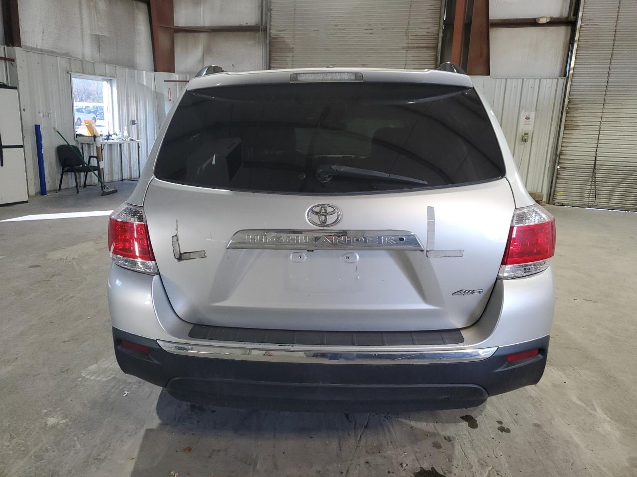 2012 Toyota Highlander Base VIN: 5TDBK3EHXCS093243 Lot: 83738674