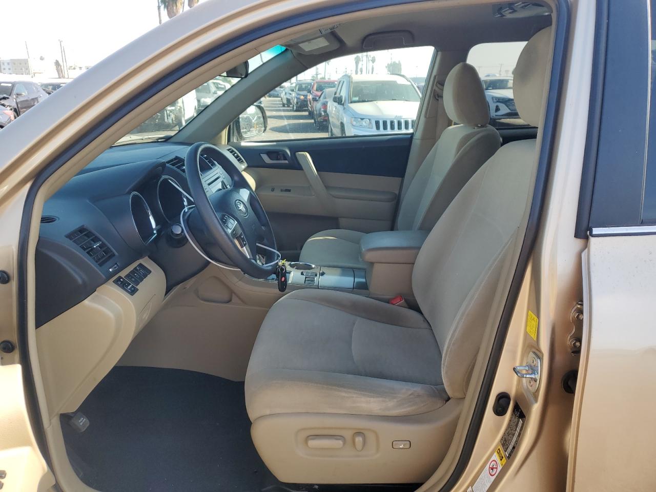 2011 Toyota Highlander - Image 6