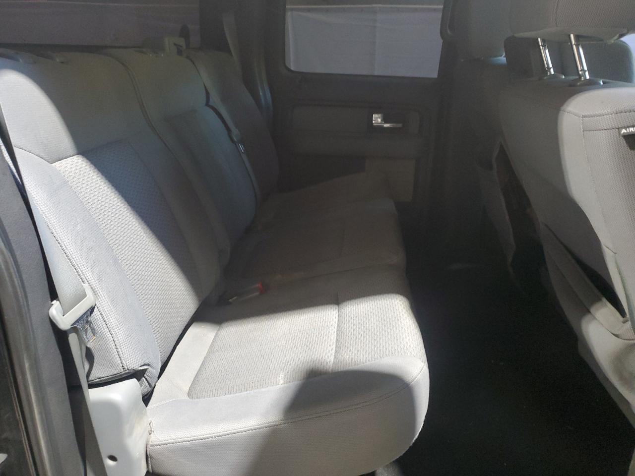 2012 Ford F-150 - Image 10
