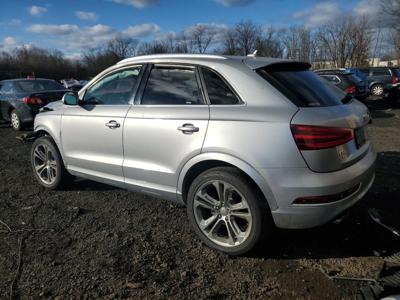 VIN WA1GFCFSXFR006393 2015 AUDI Q3 no.2