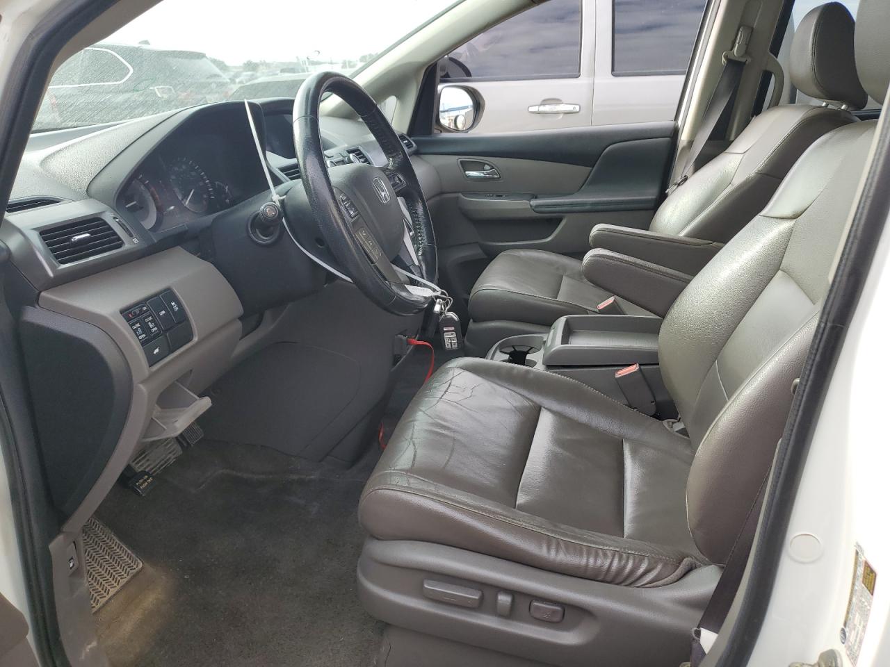 2014 Honda Odyssey - Image 7
