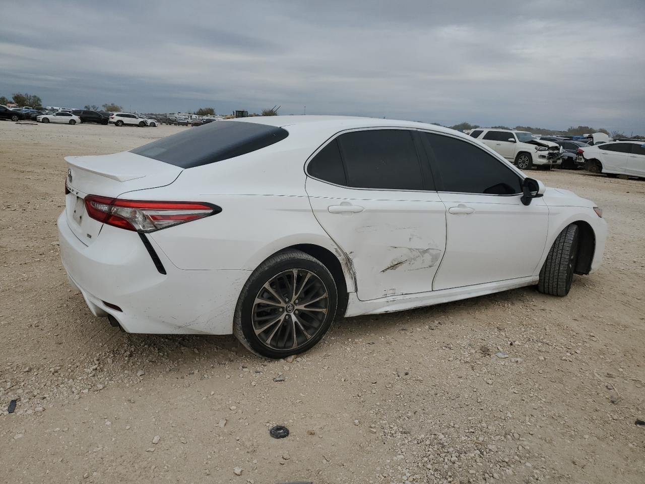 2018 Toyota Camry - Image 3