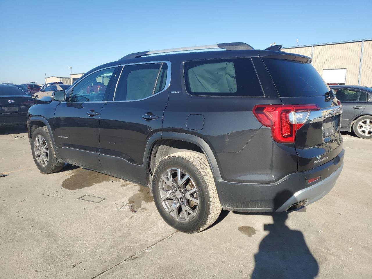 2020 GMC Acadia - Image 2