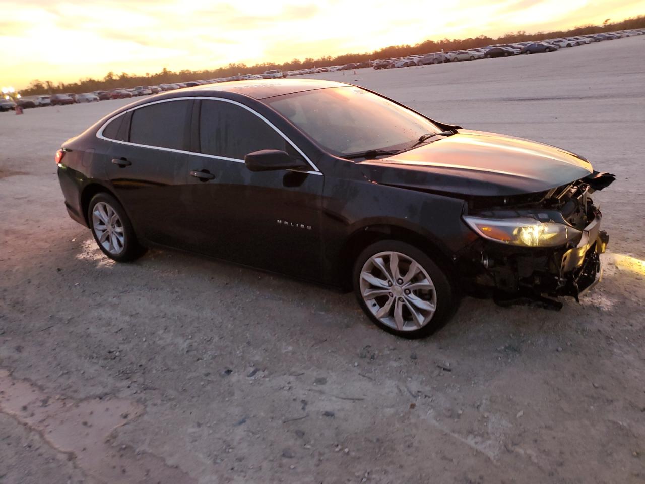 2020 Chevrolet Malibu - Image 4
