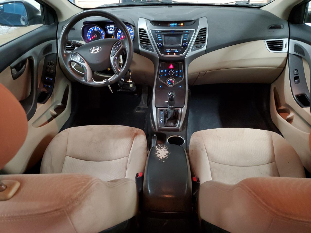 2014 Hyundai Elantra - Image 8