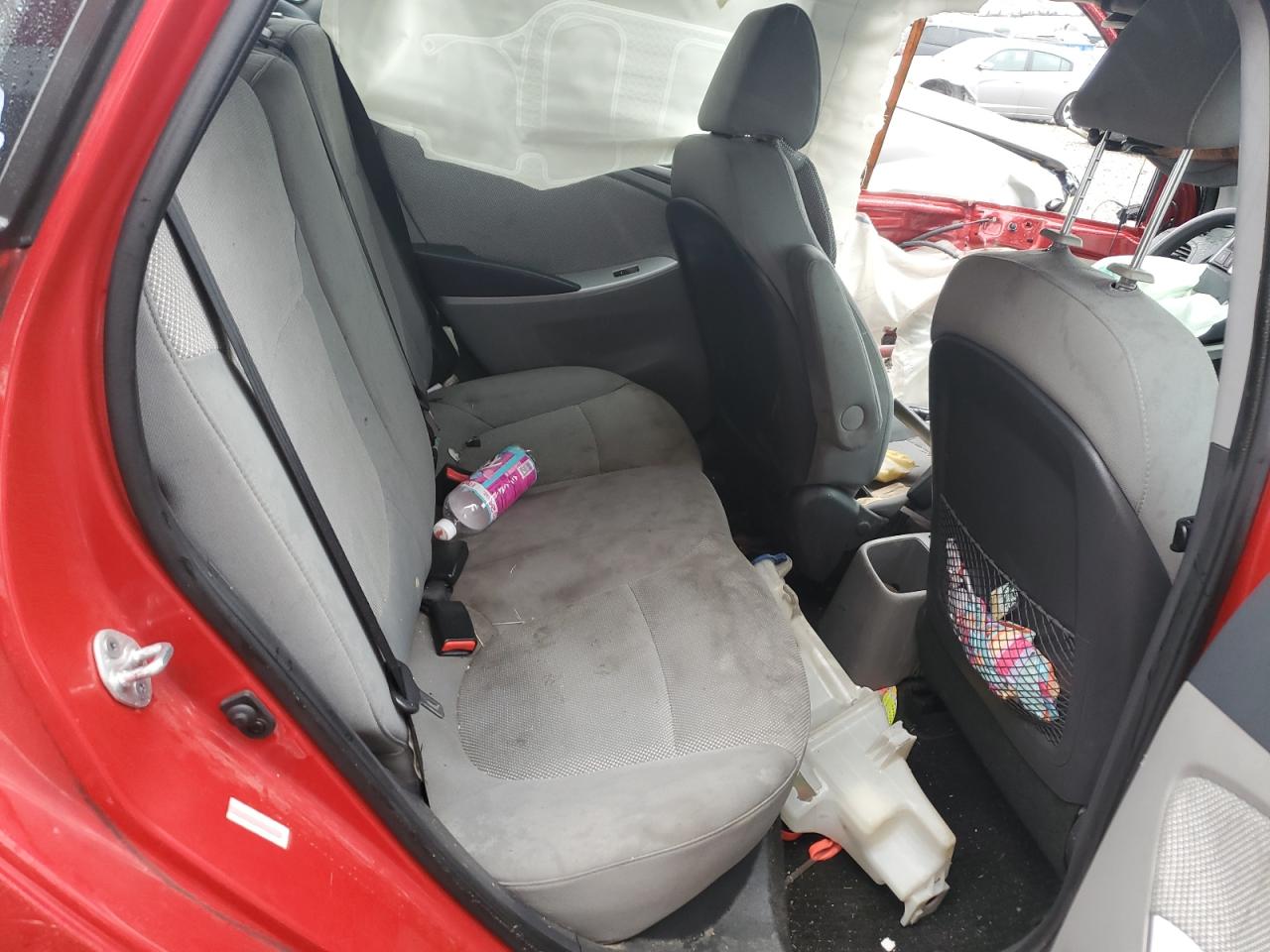 2013 Hyundai Accent - Image 11