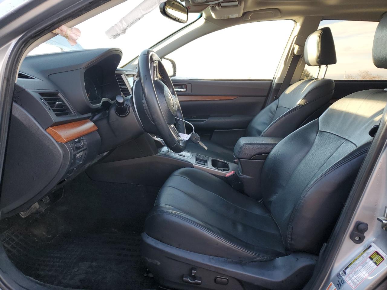 2014 Subaru Outback - Image 7