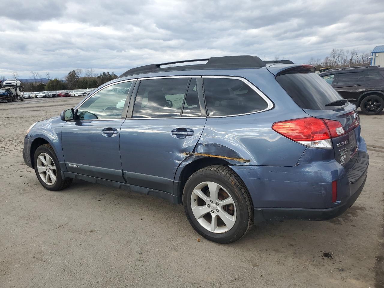 VIN 4S4BRBCC1D3285775 2013 SUBARU OUTBACK no.2