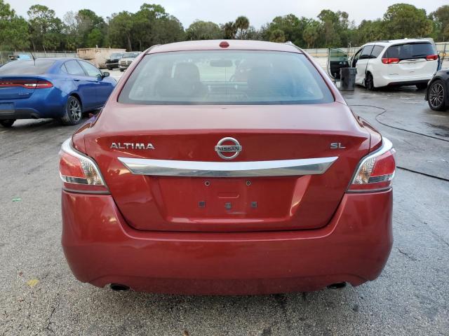  NISSAN ALTIMA 2015 Czerwony