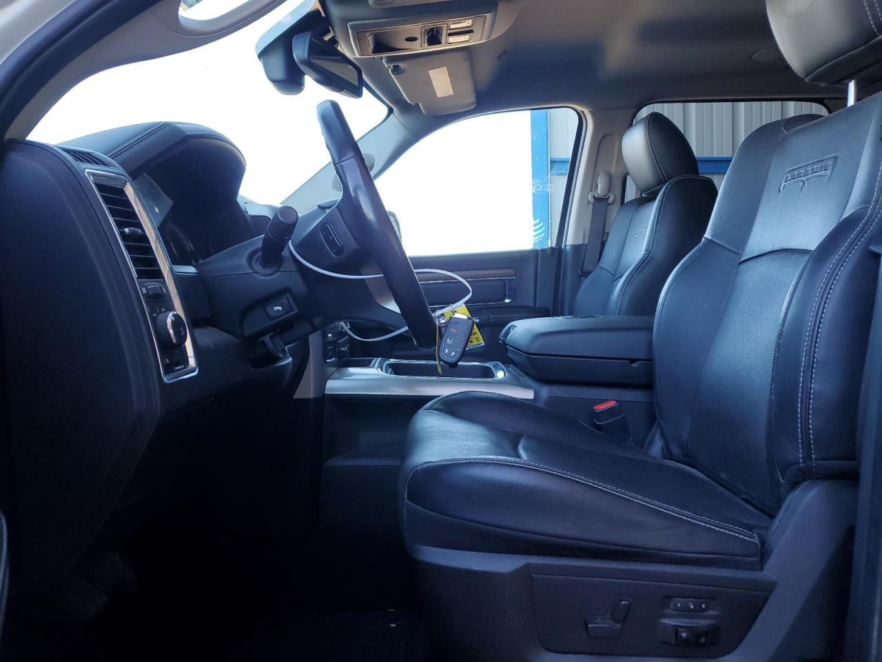 2017 RAM 1500 - Image 7