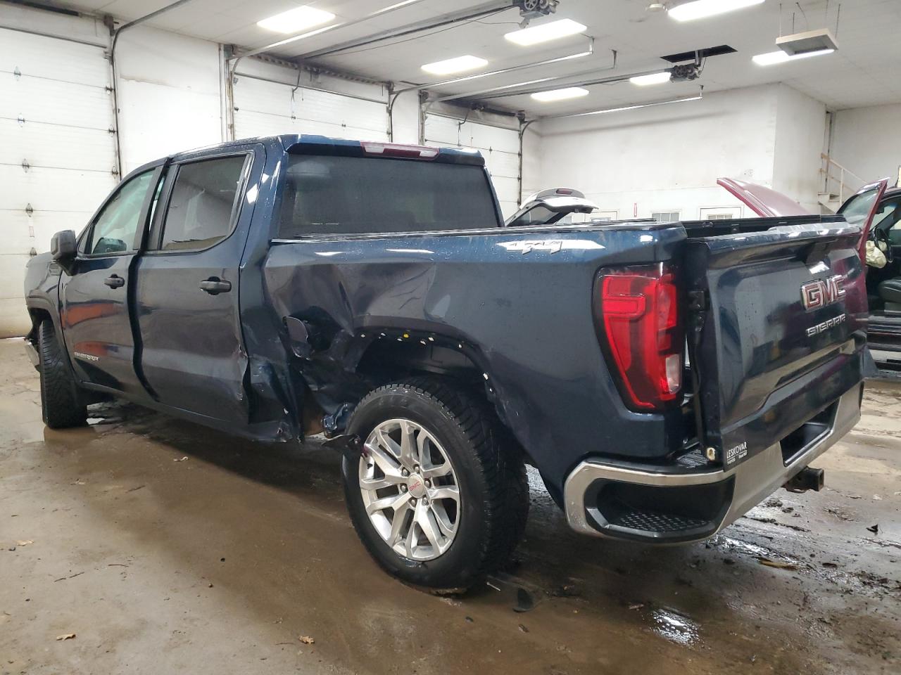 2020 GMC Sierra - Image 2