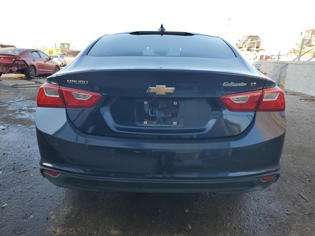 2018 Chevrolet Malibu - Image 6