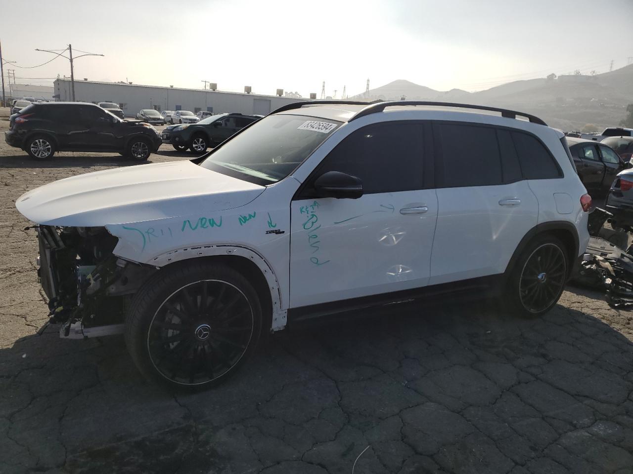 2023 Mercedes-Benz GLB - Image 1