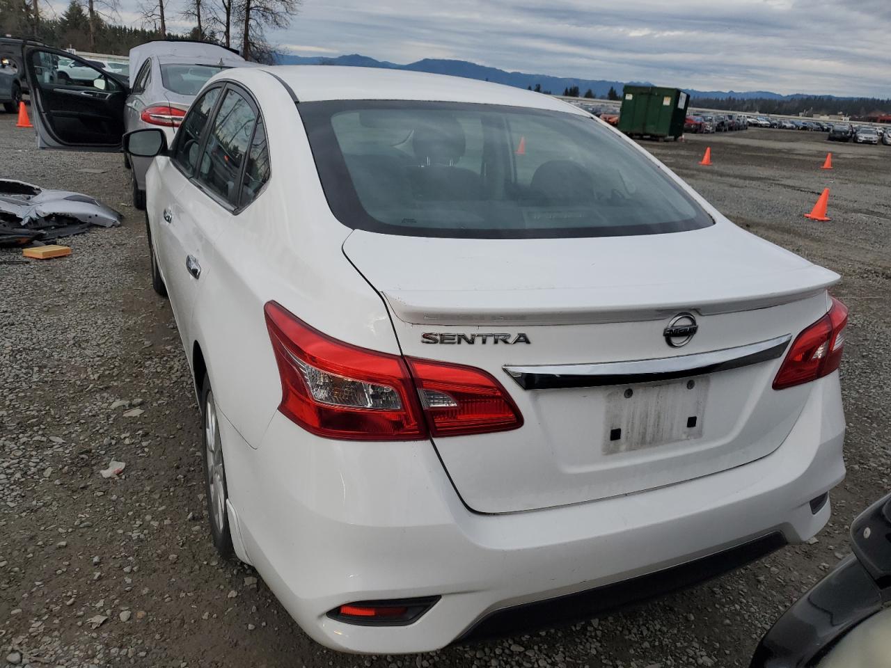 VIN 3N1AB7AP7HY237317 2017 NISSAN SENTRA no.6