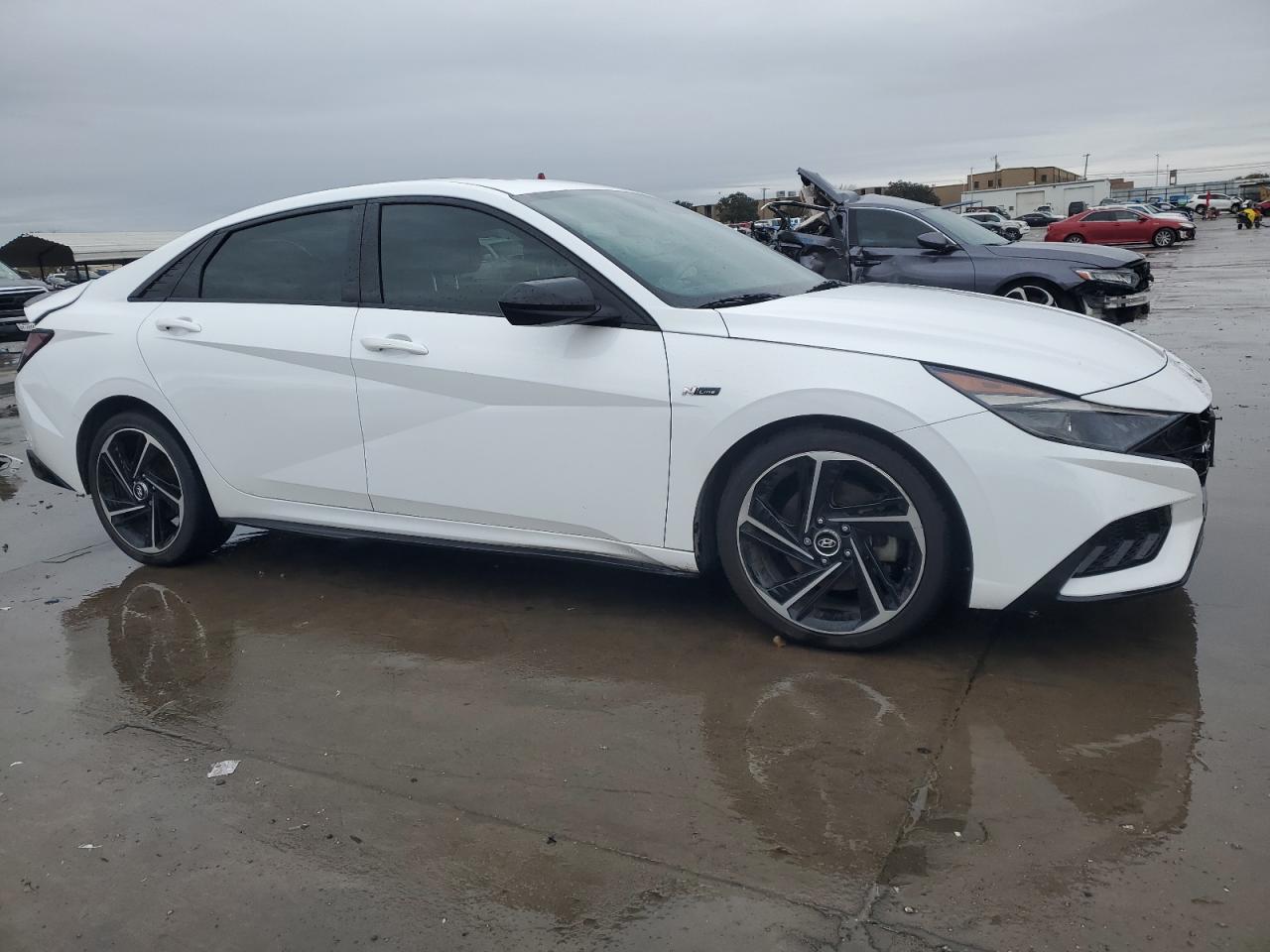 2022 Hyundai Elantra - Image 4