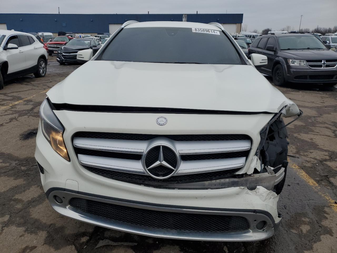 VIN WDCTG4GB2GJ207690 2016 MERCEDES-BENZ GLA-CLASS no.5