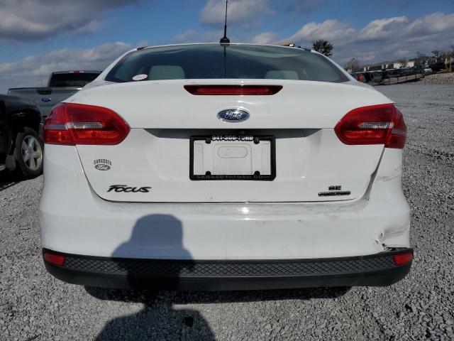  FORD FOCUS 2015 White