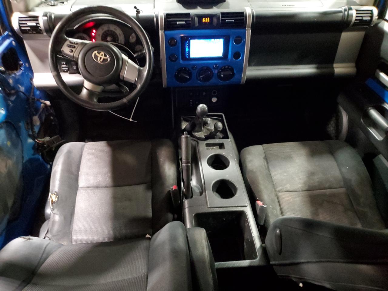 2007 Toyota FJ Cruiser - Image 8