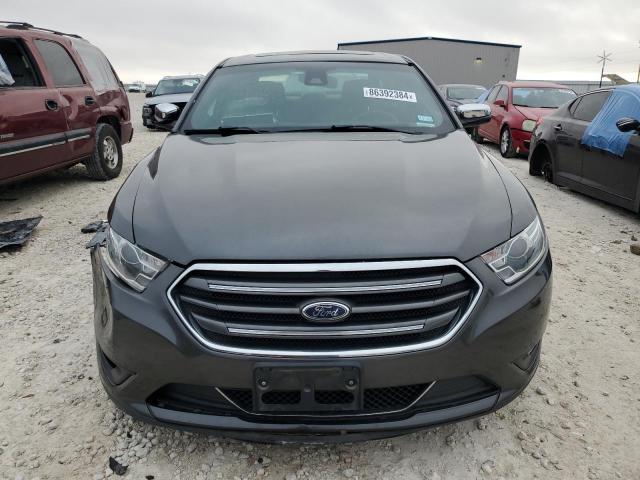 2018 Ford Taurus Lim ited , VIN: 1FAHP2F8XJG110429