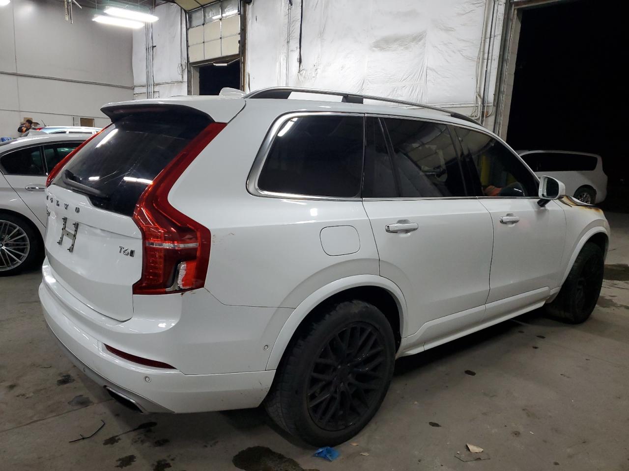 2016 Volvo XC90 - Image 3