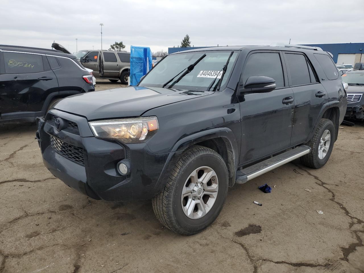 VIN JTEBU5JRXG5363454 2016 TOYOTA 4RUNNER no.1