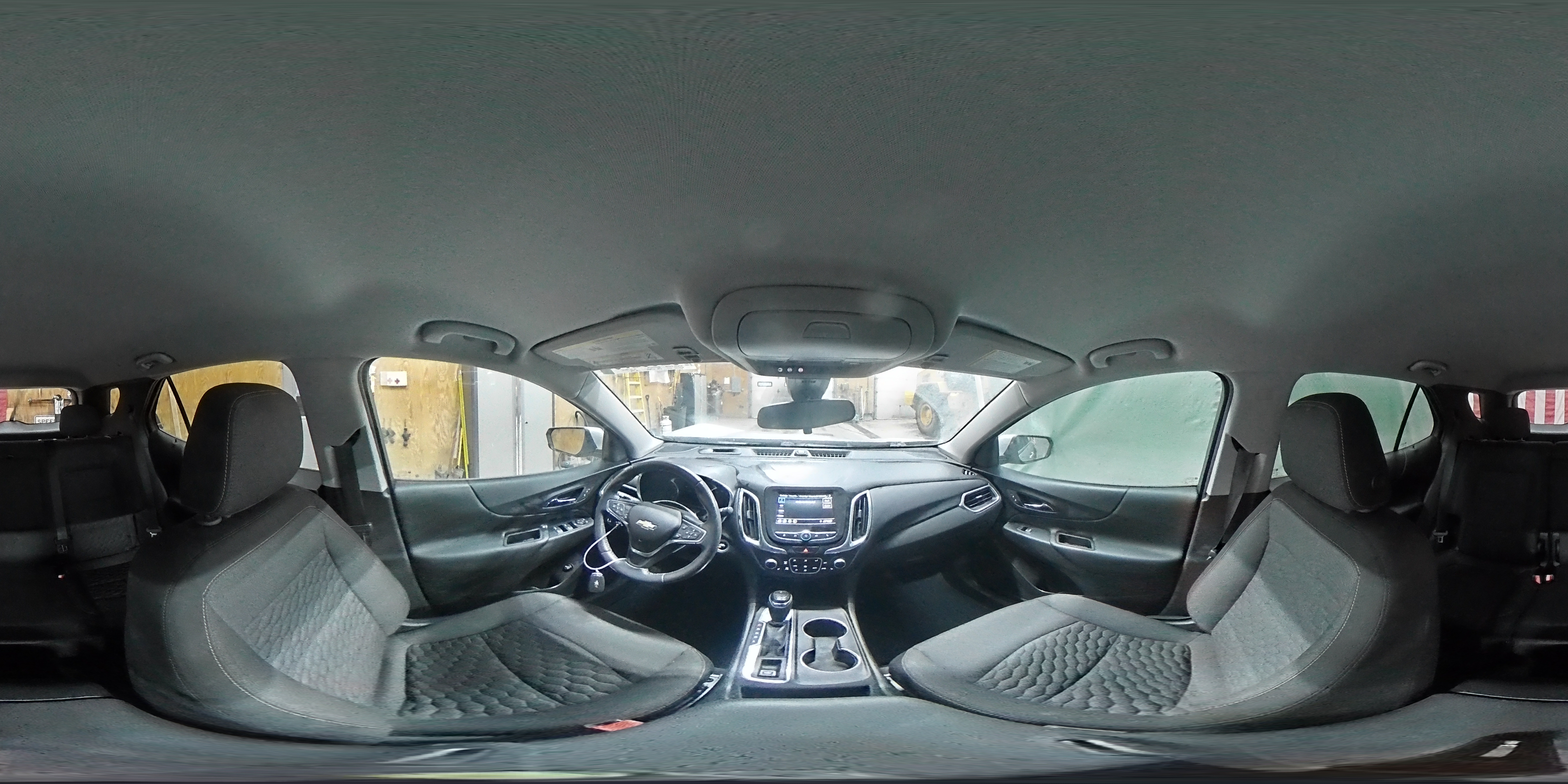 2019 Chevrolet Equinox - Image 16