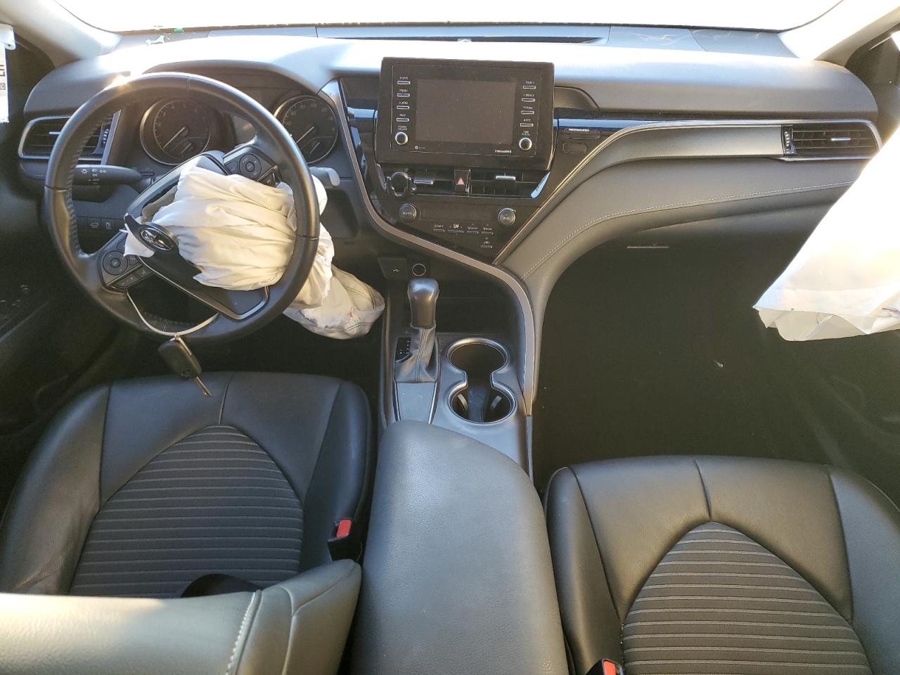 2021 Toyota Camry - Image 8