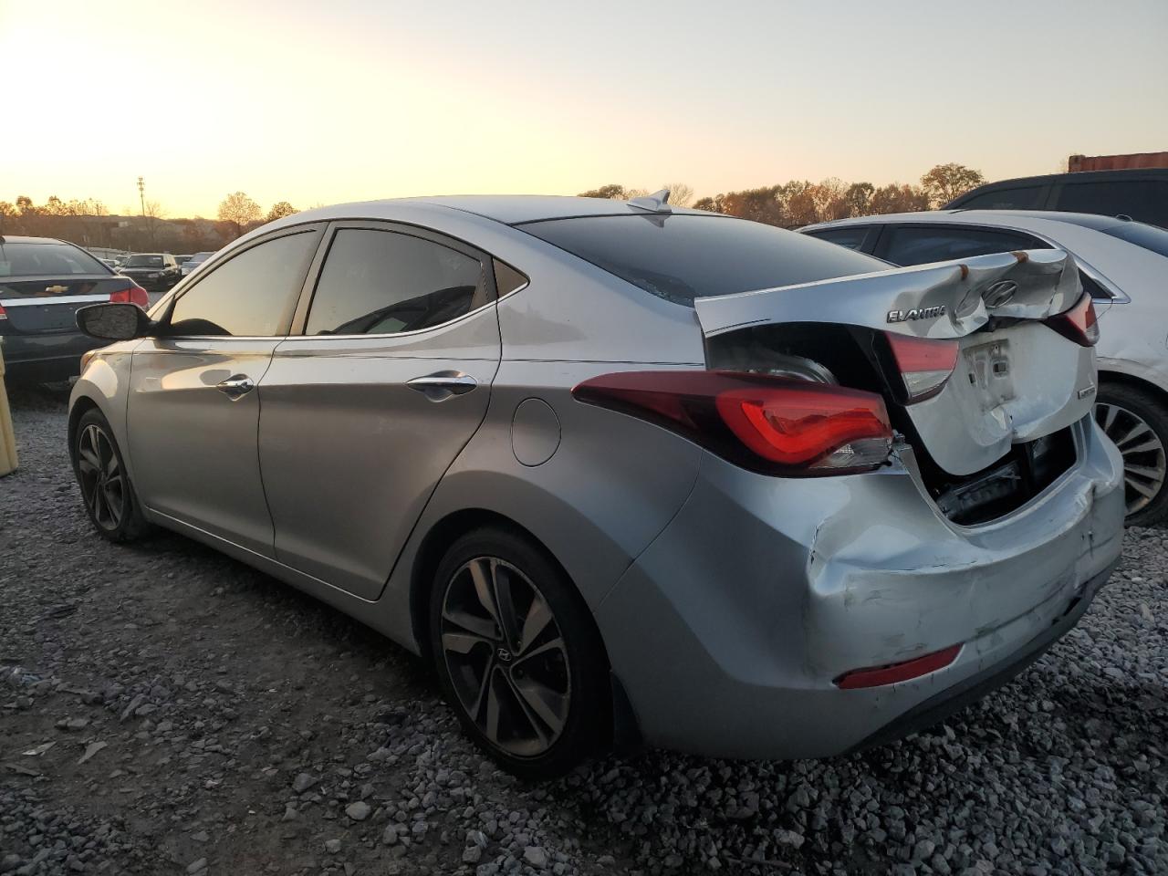 VIN 5NPDH4AE4EH487435 2014 HYUNDAI ELANTRA no.2